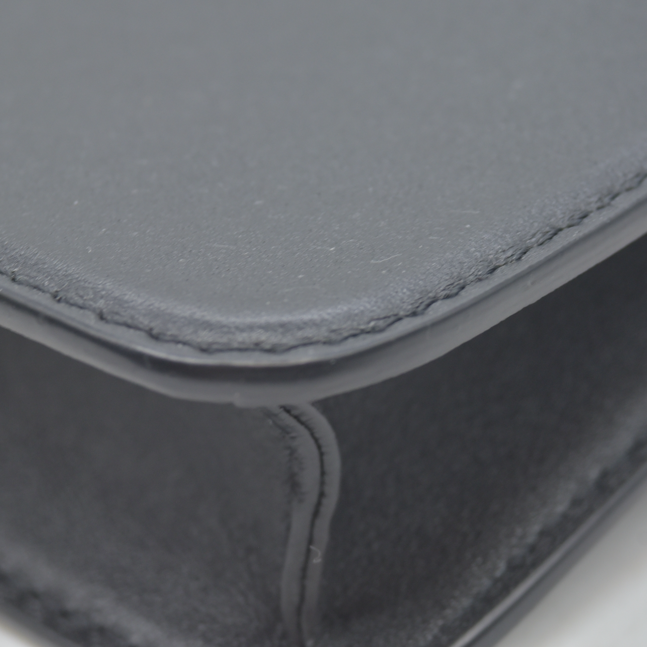 $2080 RFID Louis Vuitton Calfskin LV Bloom Wallet On Chain Black LIKE NEW