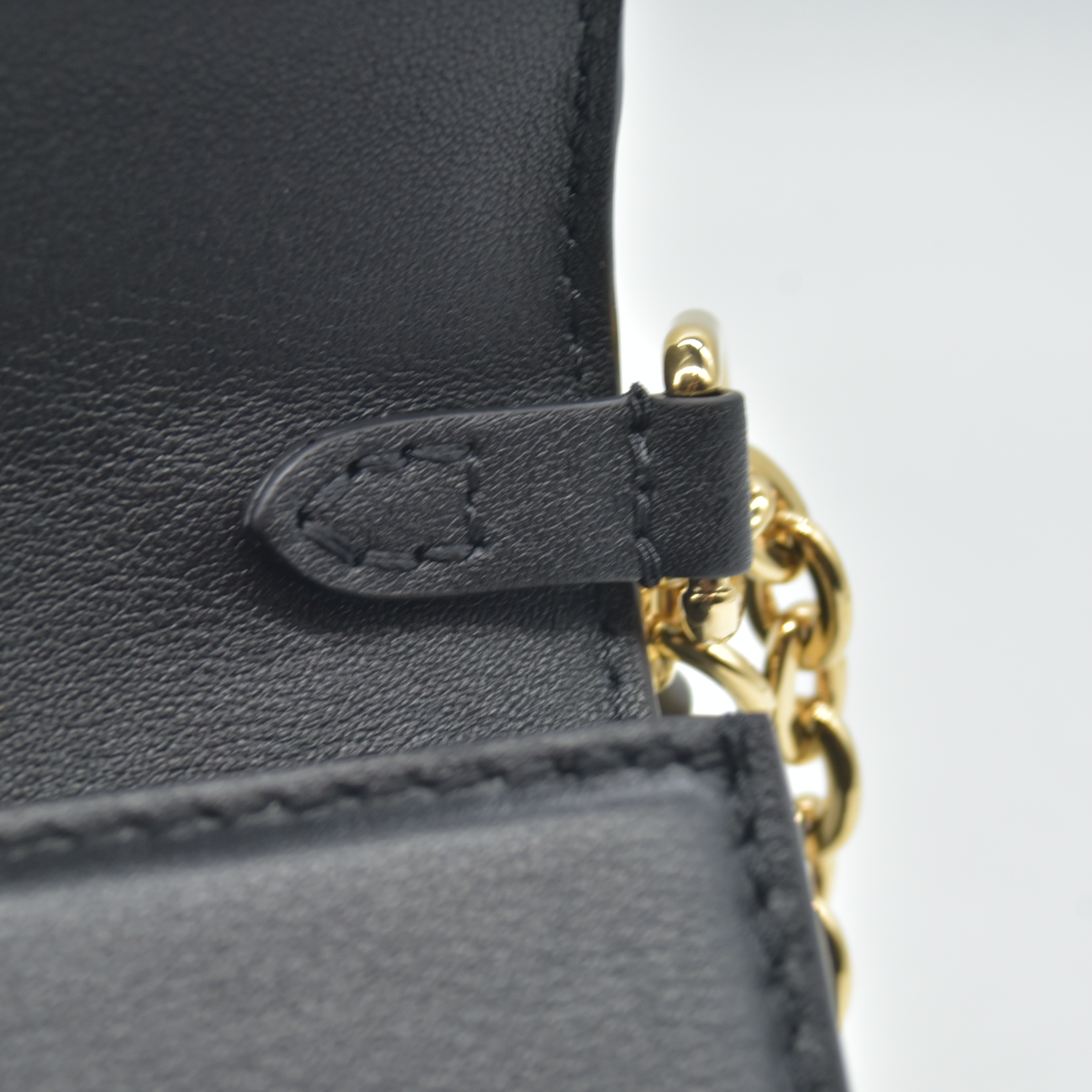 $2080 RFID Louis Vuitton Calfskin LV Bloom Wallet On Chain Black LIKE NEW