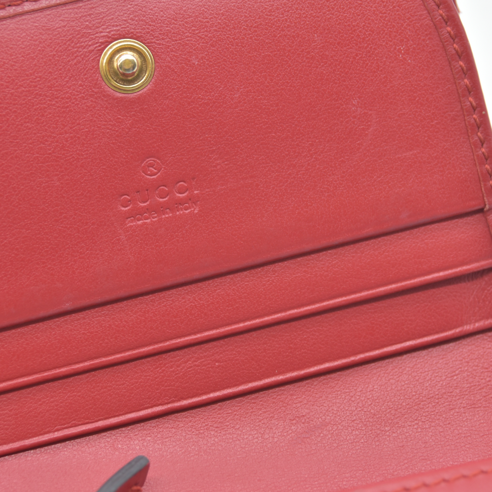 AUCTION $540 GUCCI GG Marmont Quilted Leather Bifold Wallet Red