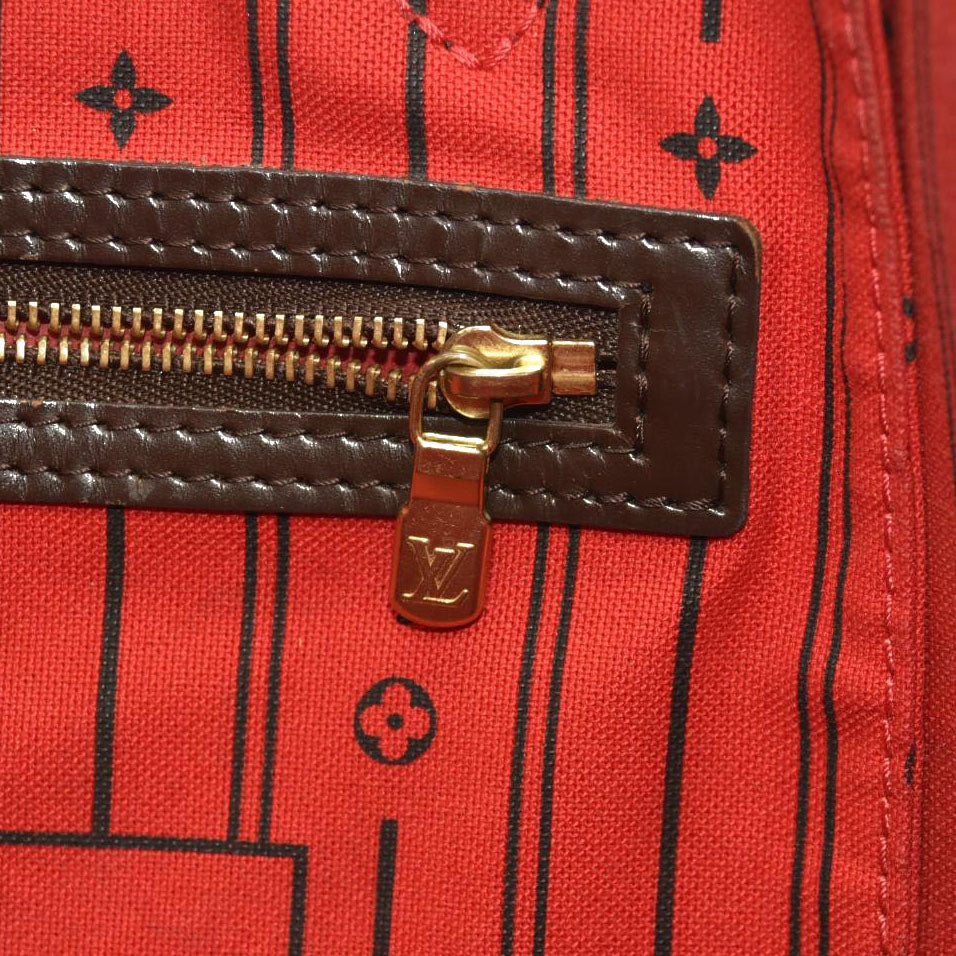 Louis Vuitton  Damier Ebene Neverfull MM