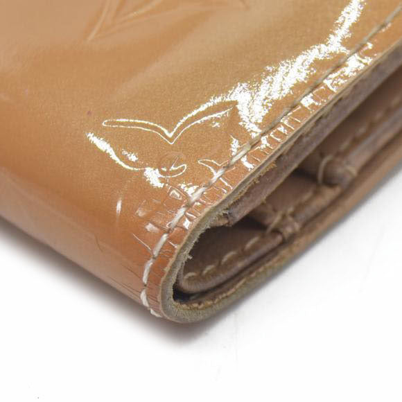 $935 Louis Vuitton Monogram Vernis Kisslock French Wallet Wallet MI0096