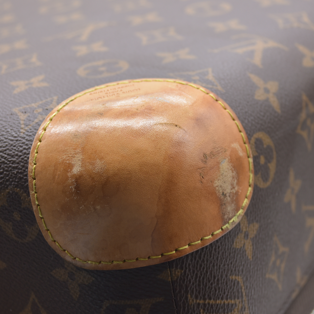 $2980 Louis Vuitton  Monogram Horizon 50 with dust bag