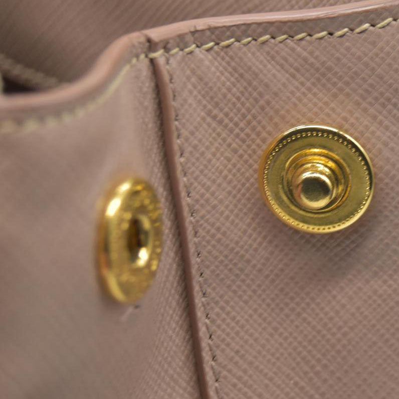 AUCTION $4300 Prada  Saffiano Small Galleria Double Zip Tote Cammeo