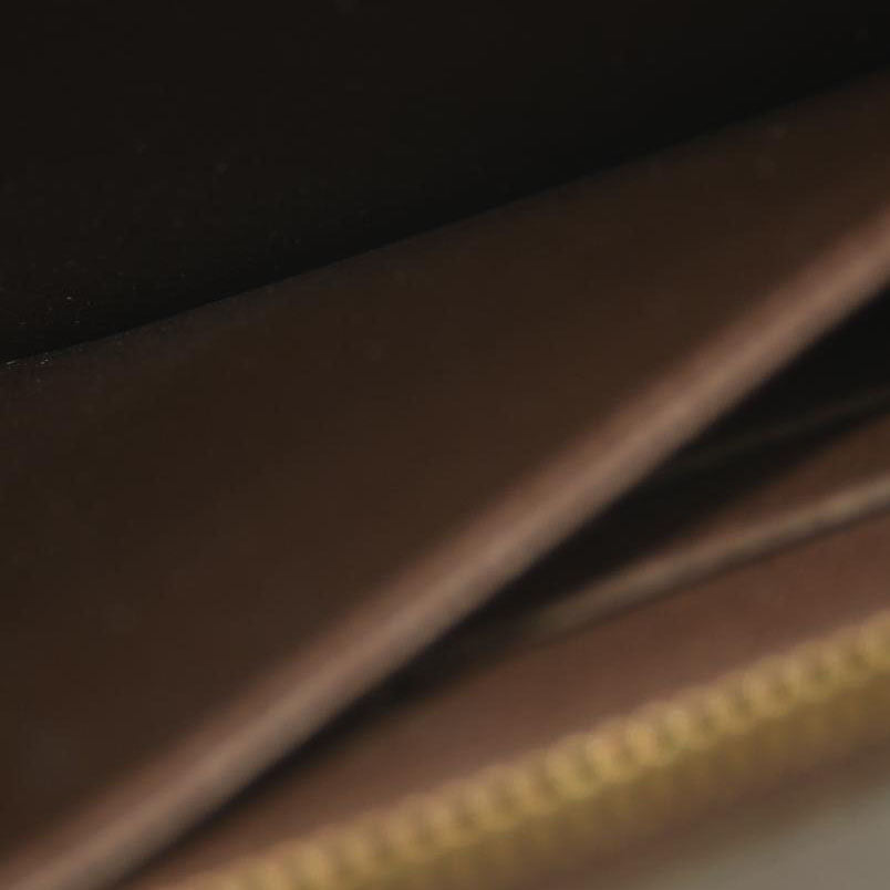 Louis Vuitton  Damier Ebene Zippy Wallet CA0173