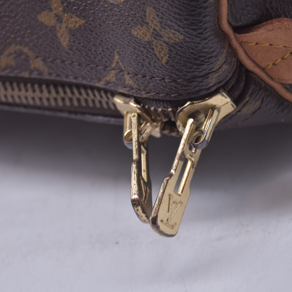 $2170 1989 Louis Vuitton Monogram Keepall 55 MI8908
