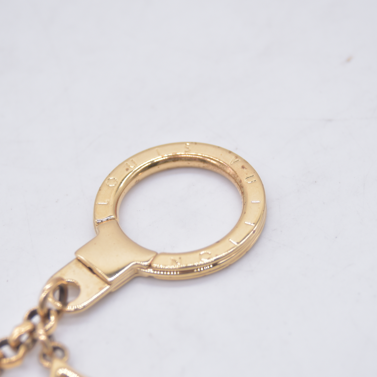 $675 2014 Louis Vuitton Fleur De Monogram Bag Charm DR0154