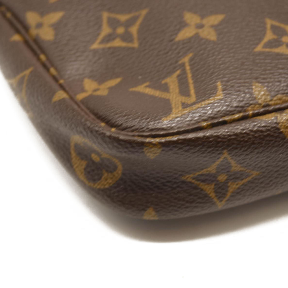 LOUIS VUITTON Monogram Pochette Accessories AR0094