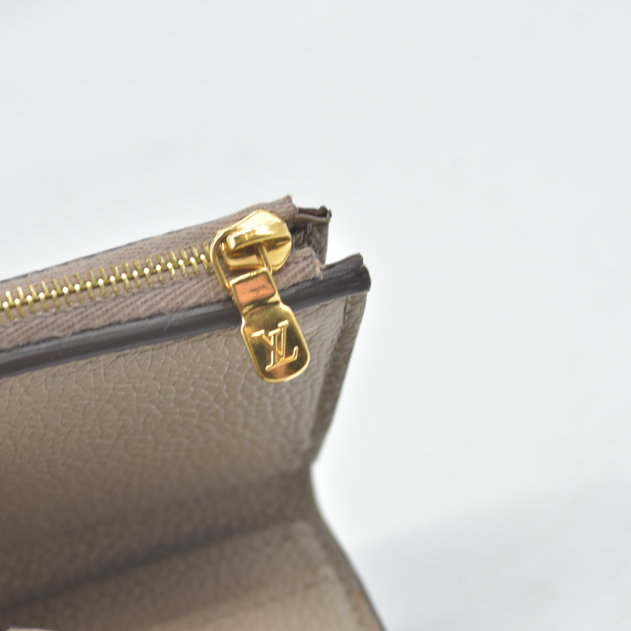 $795 RFID Louis Vuitton Monogram Empreinte Portefeuille Zoe Mini Wallet