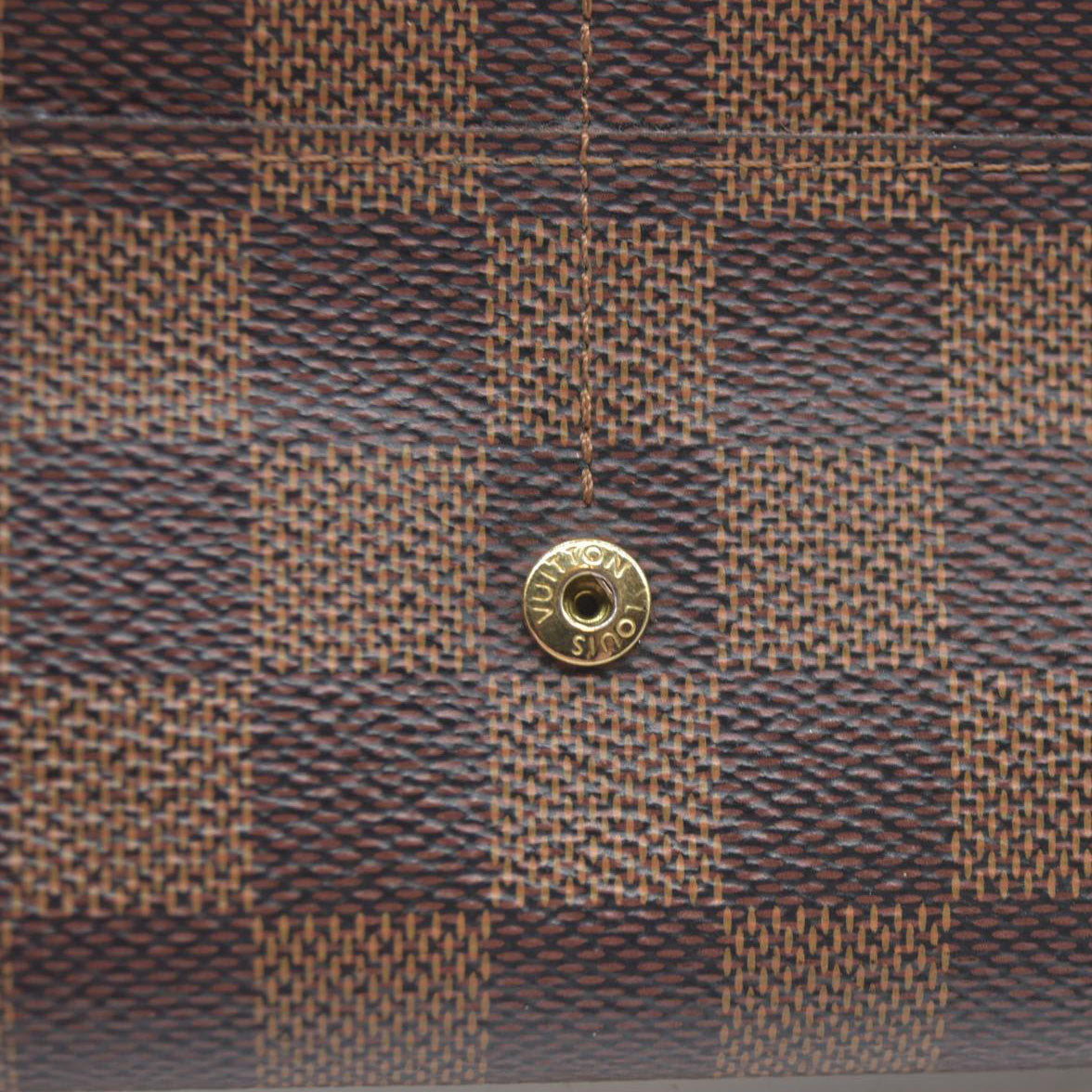 $775  LOUIS VUITTON Damier Ebene Portefeuille Sarah Long Wallet CA0270