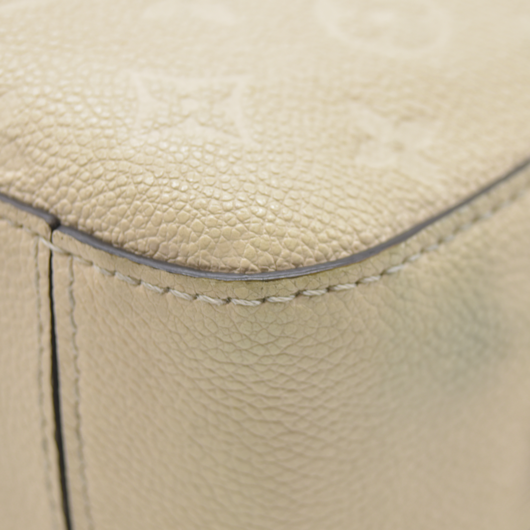 $1890 LOUIS VUITTON  Empreinte Saintonge Creme CA0169