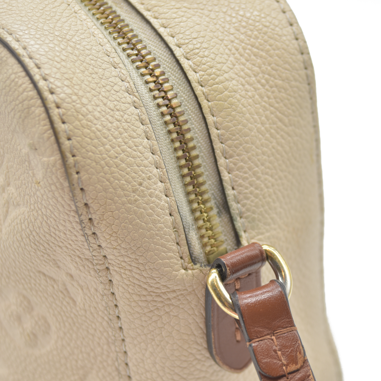 $1890 LOUIS VUITTON  Empreinte Saintonge Creme CA0169