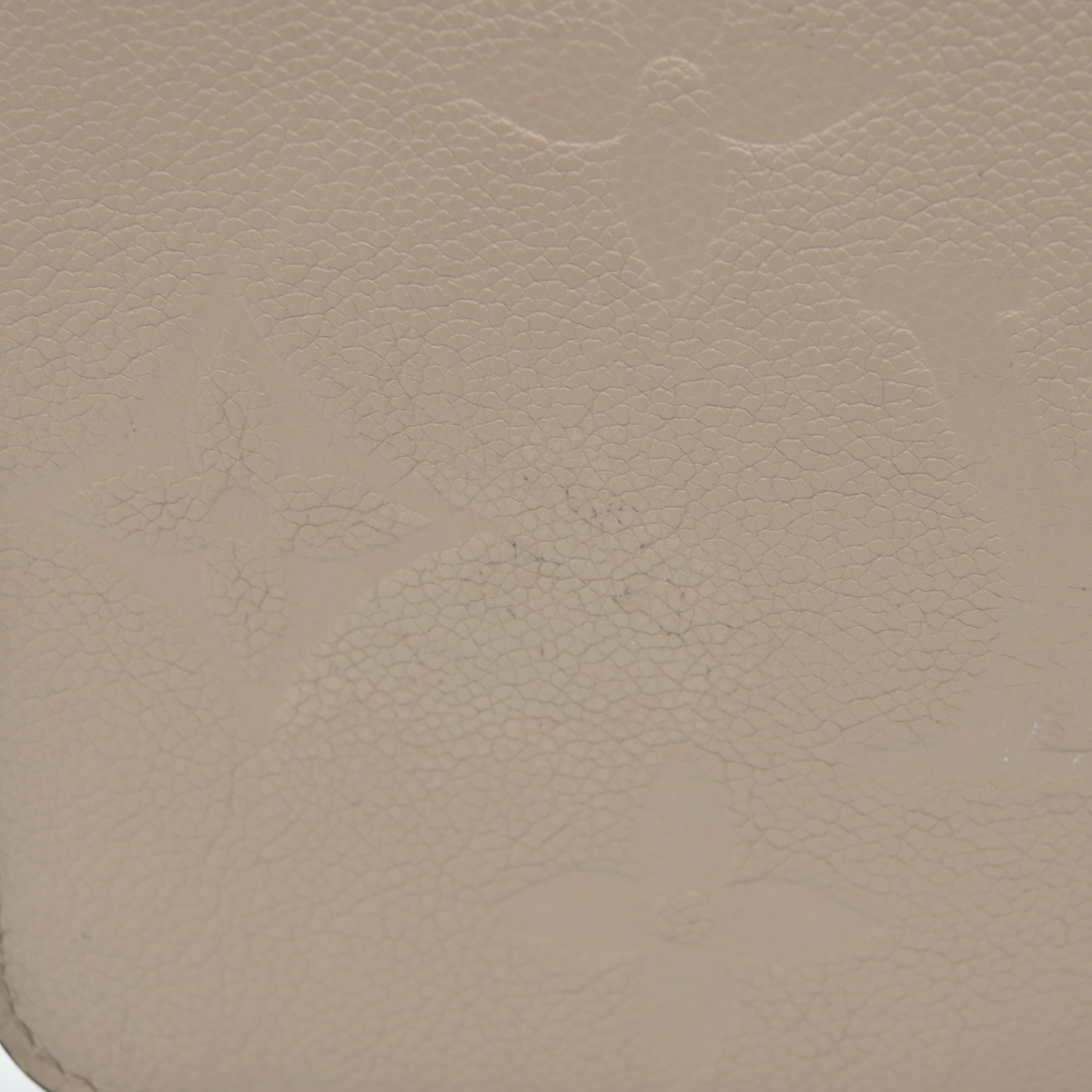 LOUIS VUITTON Empreinte Monogram Giant Neverfull MM Pochette Tourterelle RFID