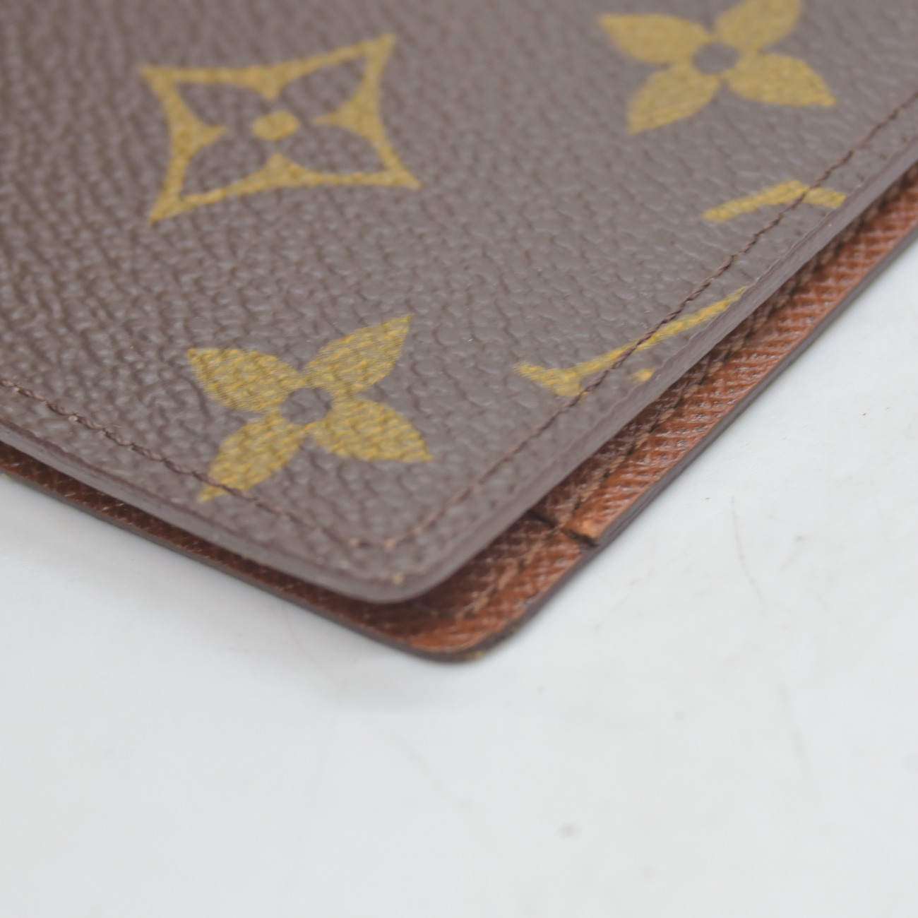 $400 1998 Louis Vuitton Monogram Couverture Passeport Case Brown MI1918