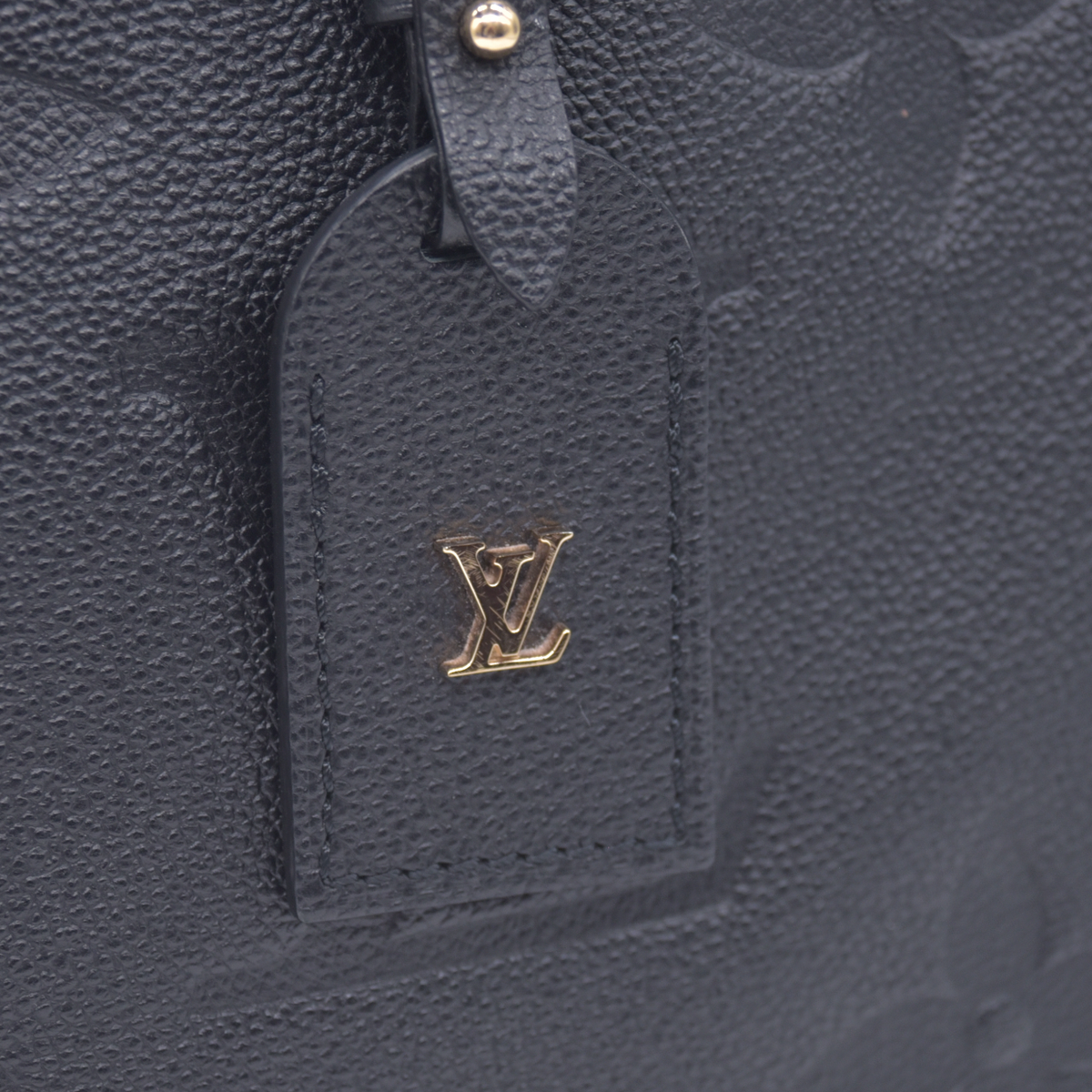 $3100 RFID RECEIPT Louis Vuitton Empreinte Carryall PM Black