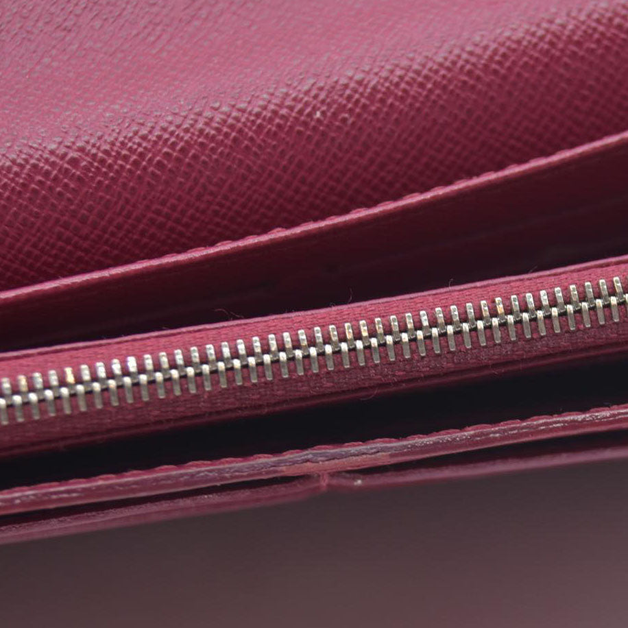 $770 LOUIS VUITTON Epi Sarah Bifold Long Wallet