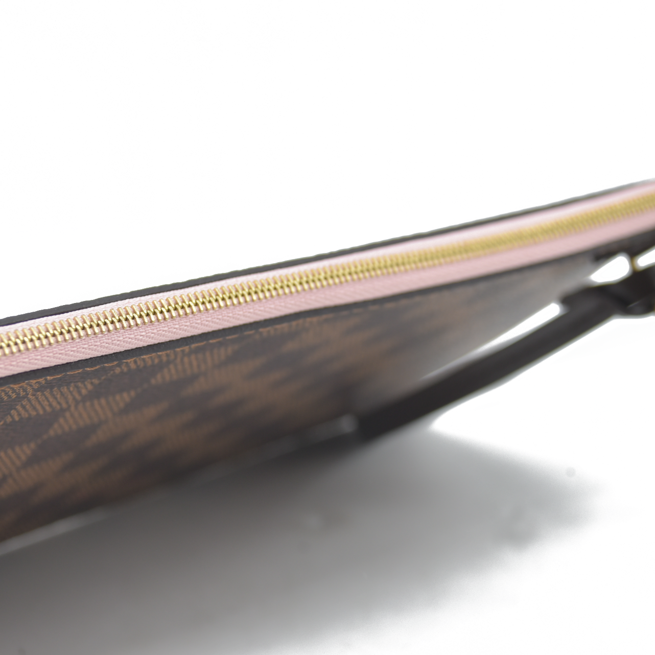 Louis Vuitton  Damier Ebene Neverfull MM Pochette Rose Ballerine Wristlet AR4186