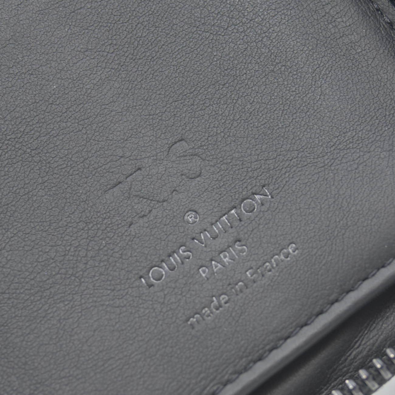 $1210 RFID Louis Vuitton Monogram Empreinte Vertical Zippy Round Long Wallet