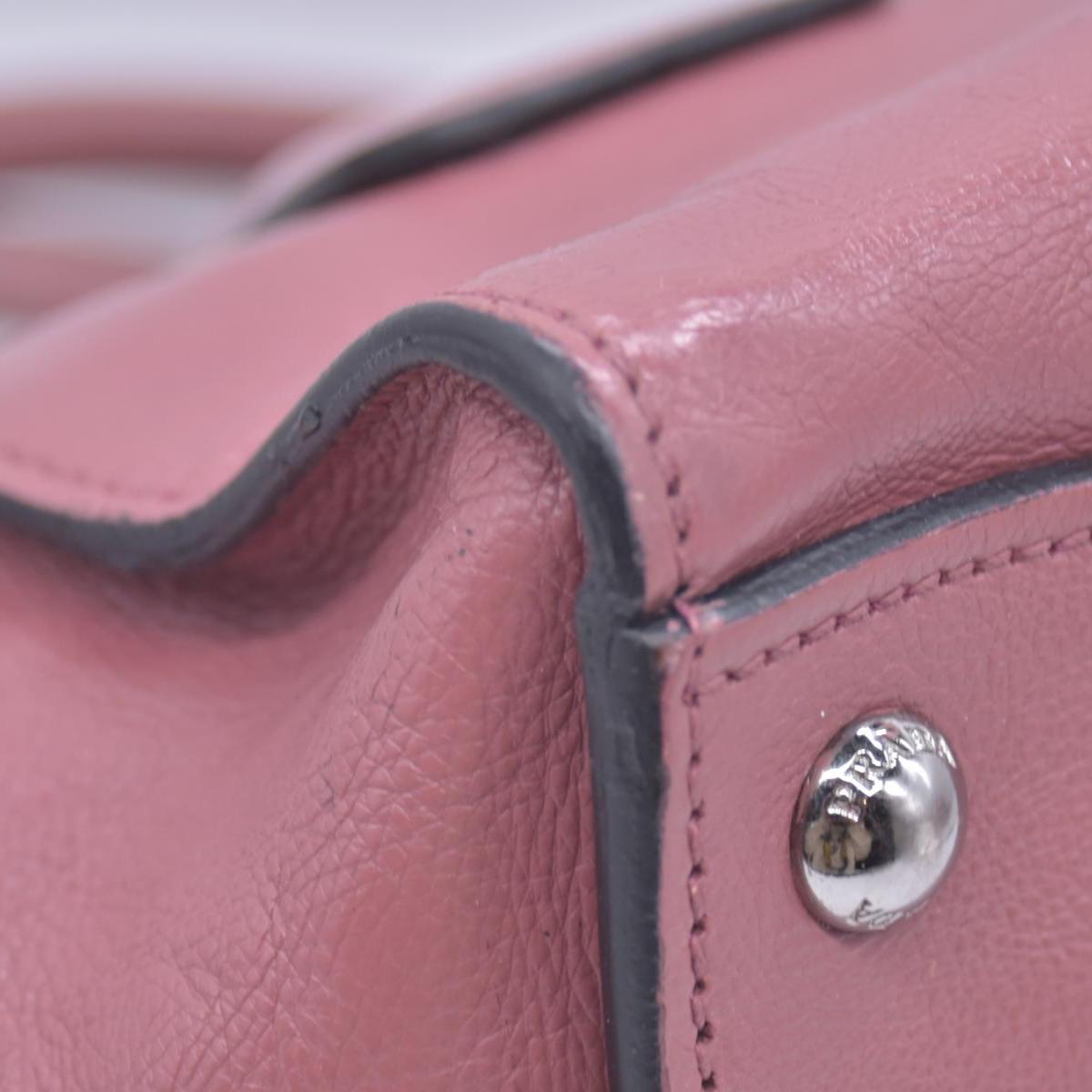 $1595 Prada Vitello Daino Leather Sound Rosso CONSIGNMENT 10020764