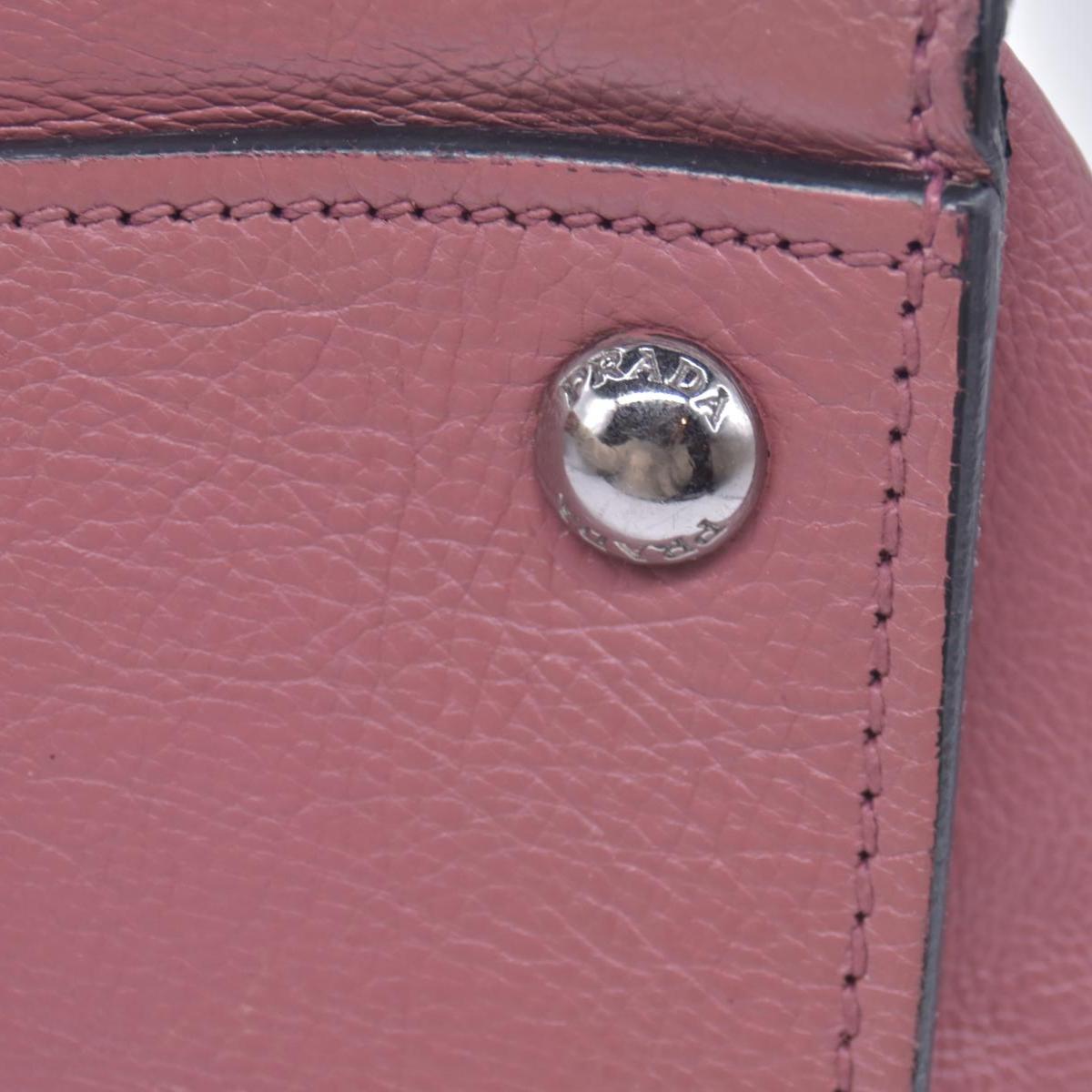 $1595 Prada Vitello Daino Leather Sound Rosso CONSIGNMENT 10020764