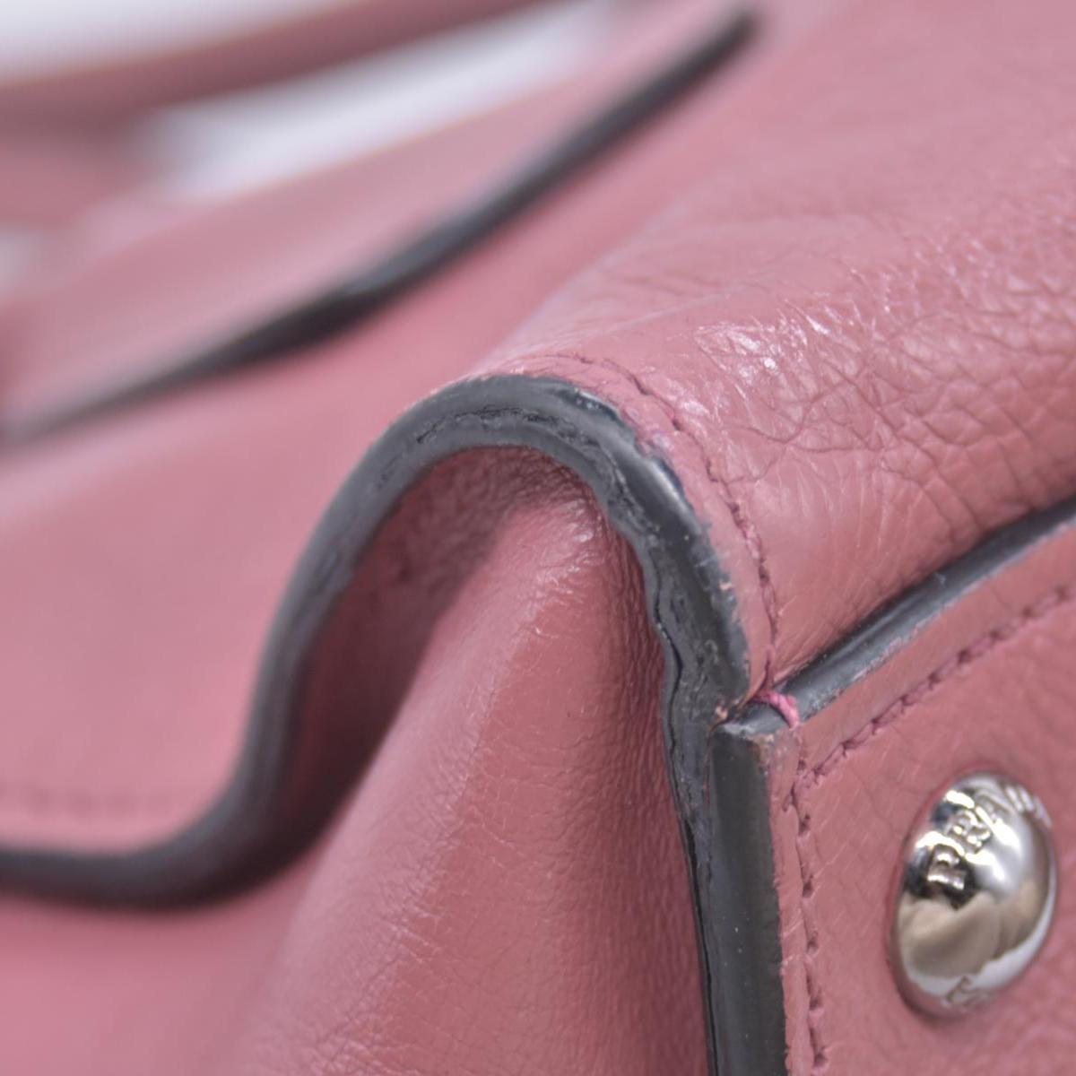 $1595 Prada Vitello Daino Leather Sound Rosso CONSIGNMENT 10020764