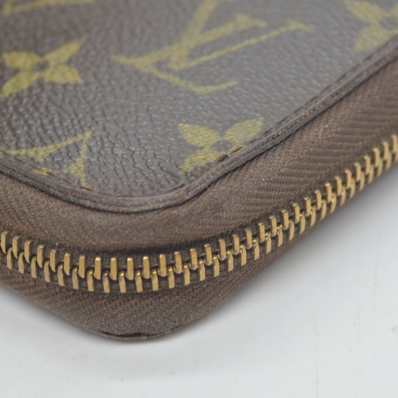 $1040 2005 Louis Vuitton Monogram Zippy Zip Around Organizer Long Wallet VI1015