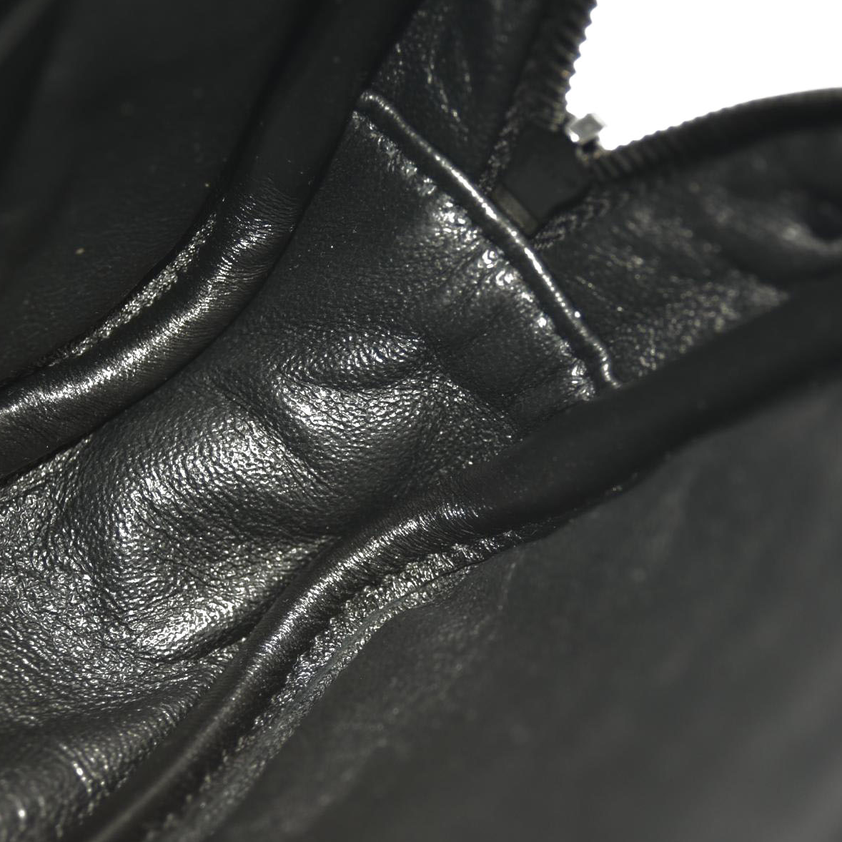 SAINT LAURENT  Grain De Poudre Matelasse Monochrome Monogram Mini Lou Camera Bag Black