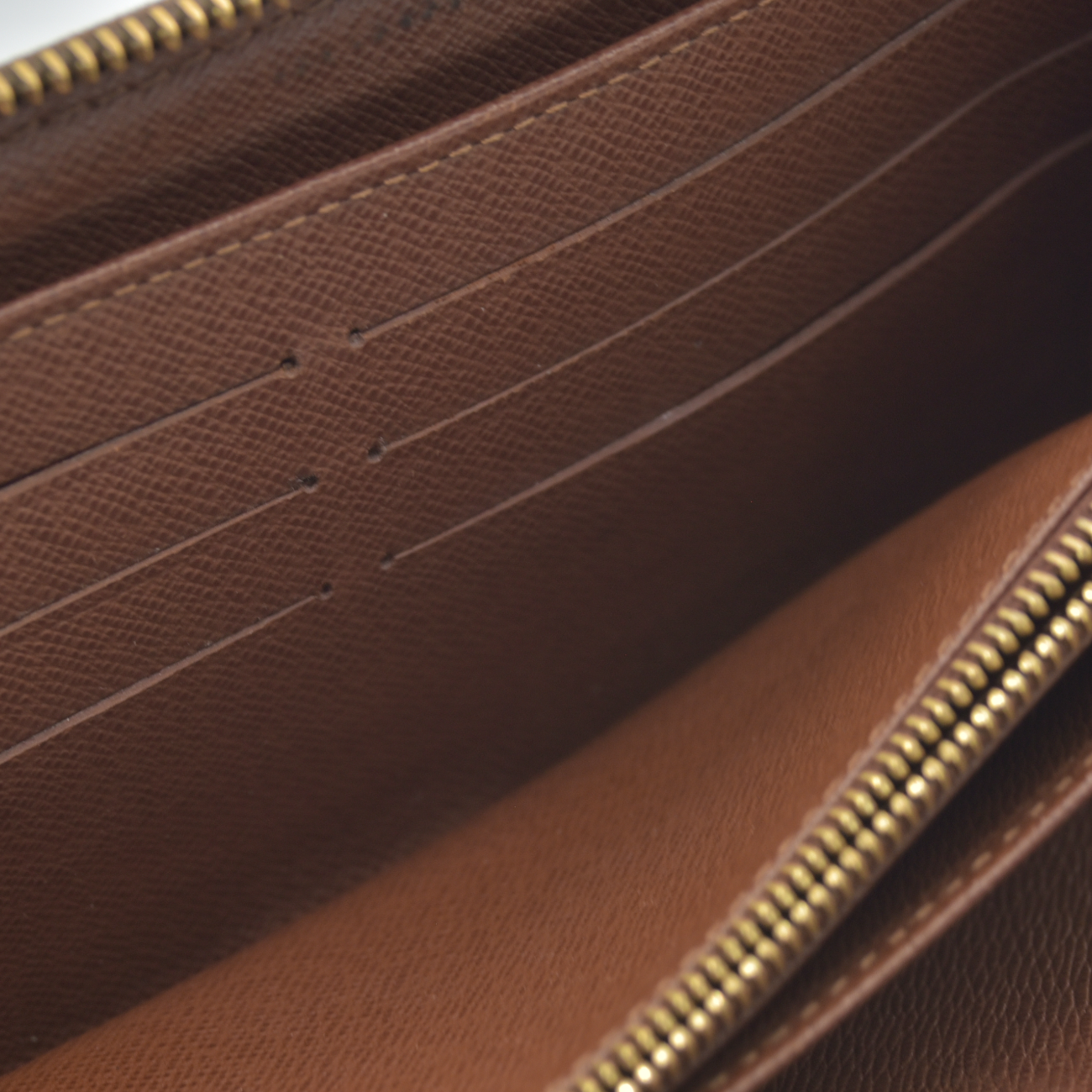 $1040 2005 Louis Vuitton Monogram Zippy Zip Around Organizer Long Wallet VI1015