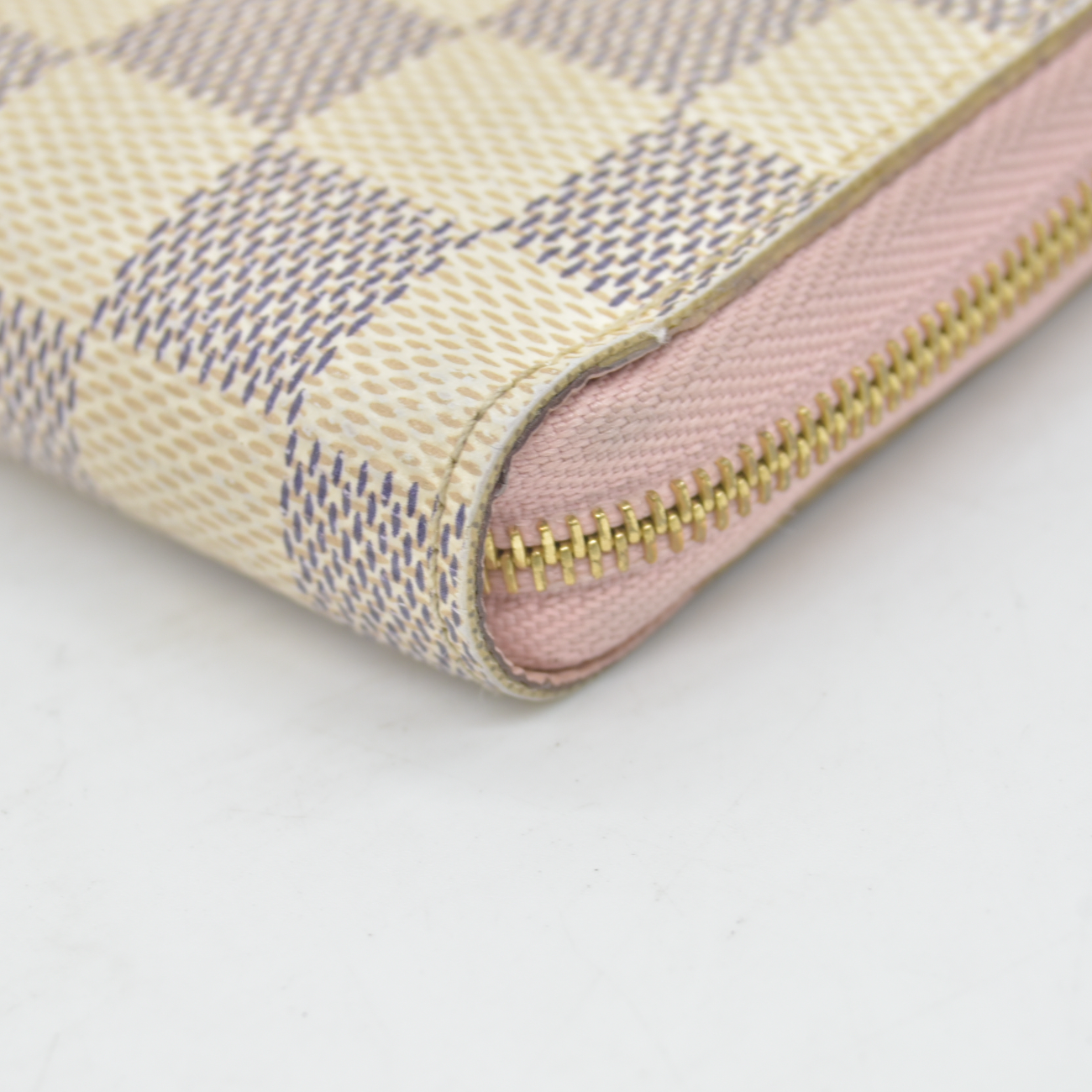 $560 Louis Vuitton Damier Azur Rose Ballerine Zippy Zip Coin Purse Wallet White TN2199