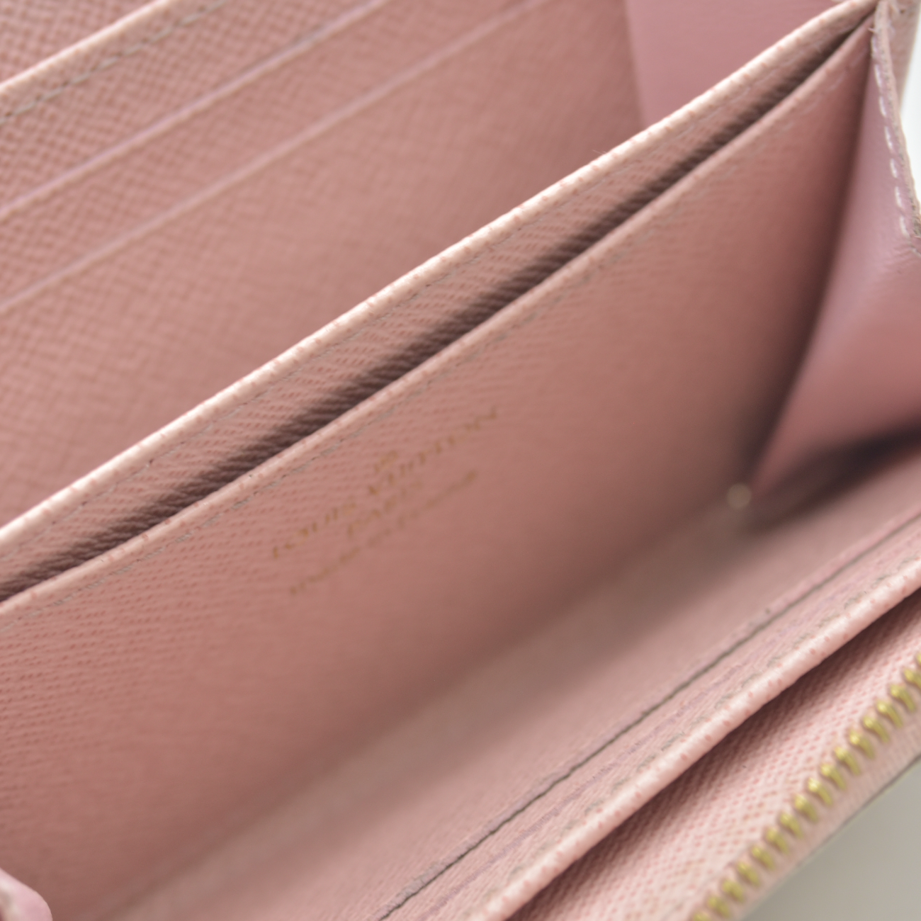 $560 Louis Vuitton Damier Azur Rose Ballerine Zippy Zip Coin Purse Wallet White TN2199
