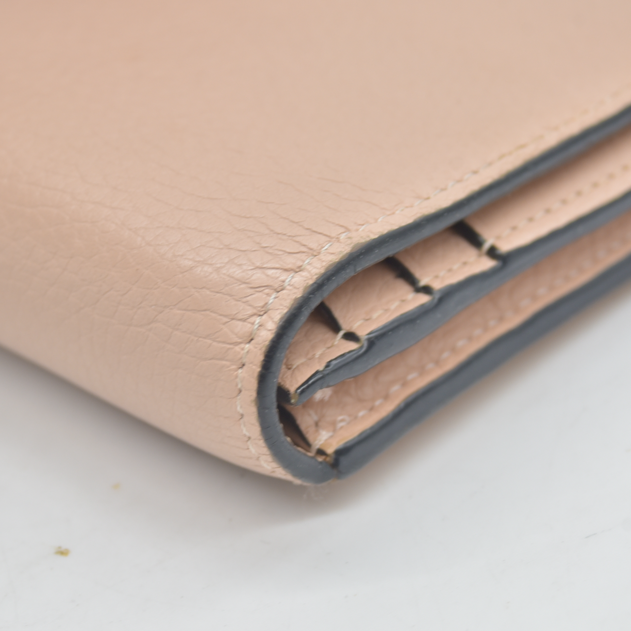 $535 Chloe Alphabet Leather Long Bifold Wallet Purse Beige