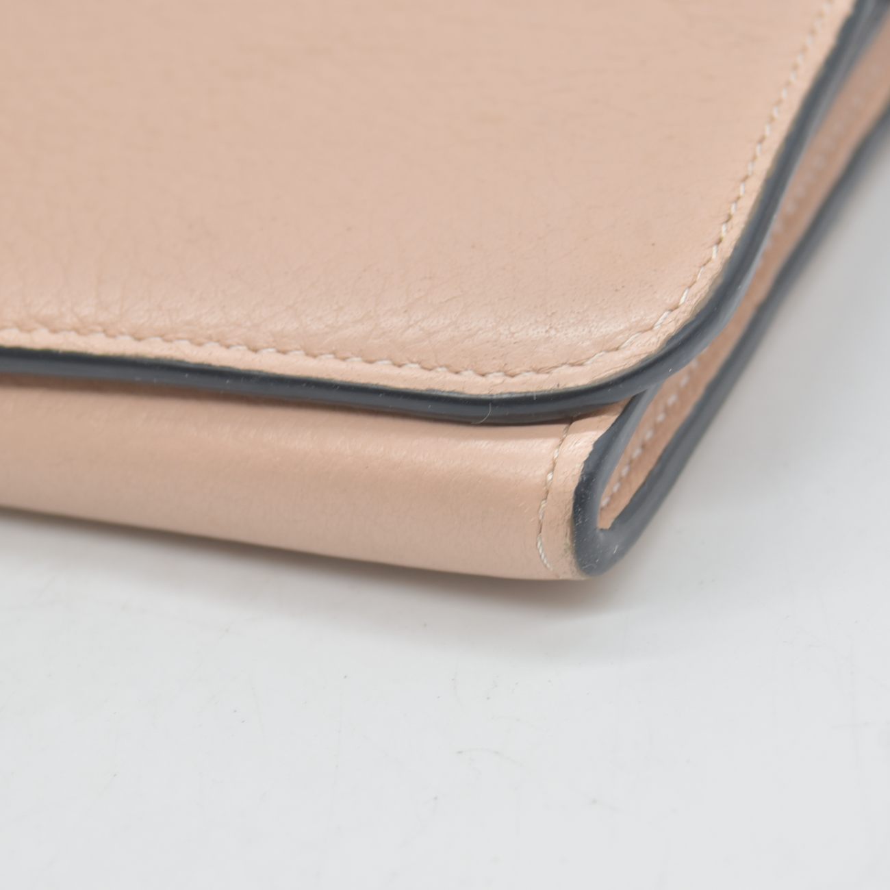 $535 Chloe Alphabet Leather Long Bifold Wallet Purse Beige