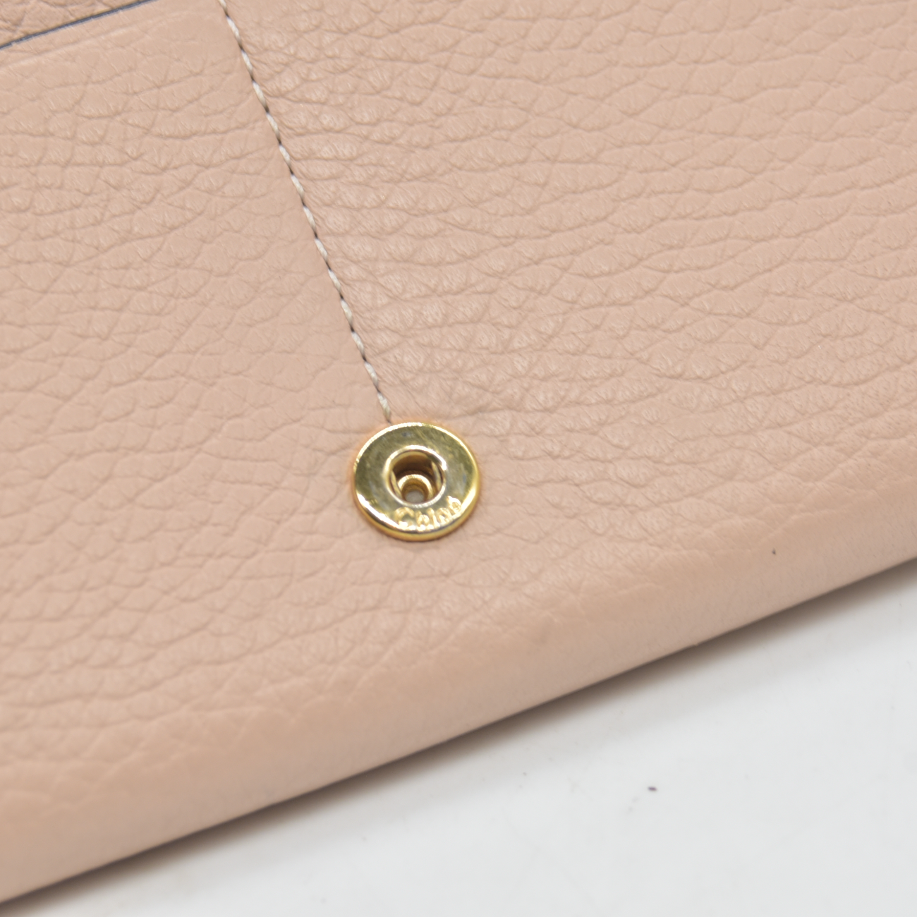 $535 Chloe Alphabet Leather Long Bifold Wallet Purse Beige