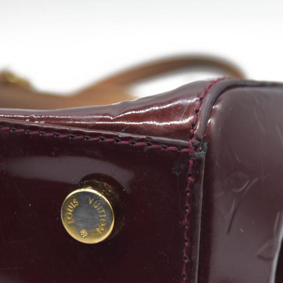 AUCTION $2730 Louis Vuitton  Vernis Brea MM Rouge Fauviste