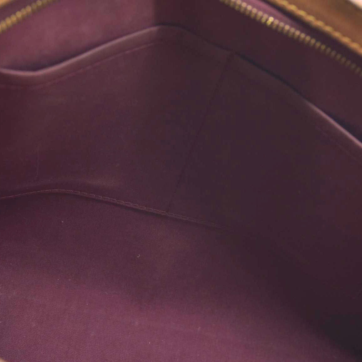 AUCTION $2730 Louis Vuitton  Vernis Brea MM Rouge Fauviste