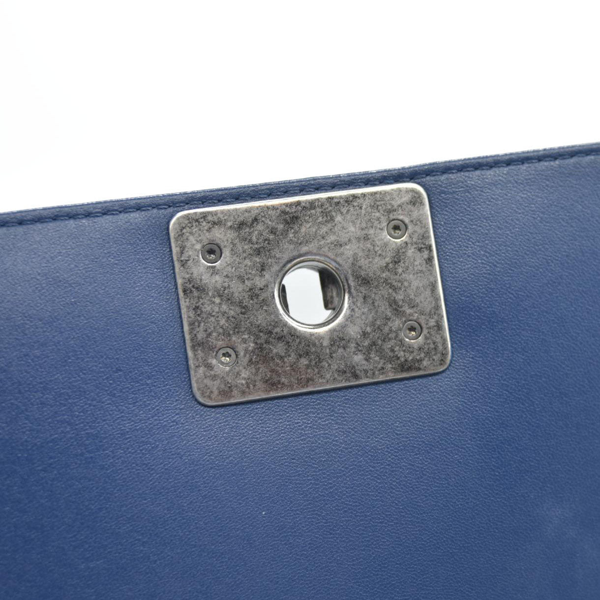 $7000 Chanel Boy Flap Bag Chevron Wrinkled Lambskin New Medium