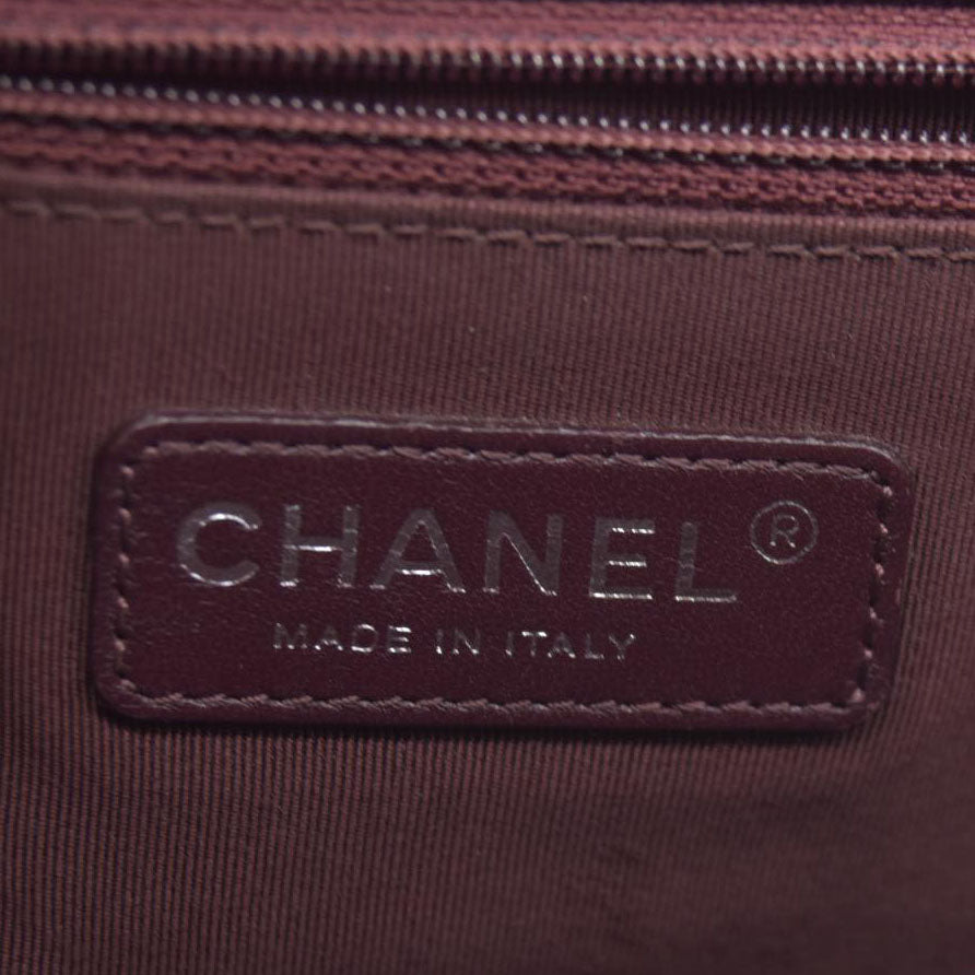 $7000 Chanel Boy Flap Bag Chevron Wrinkled Lambskin New Medium