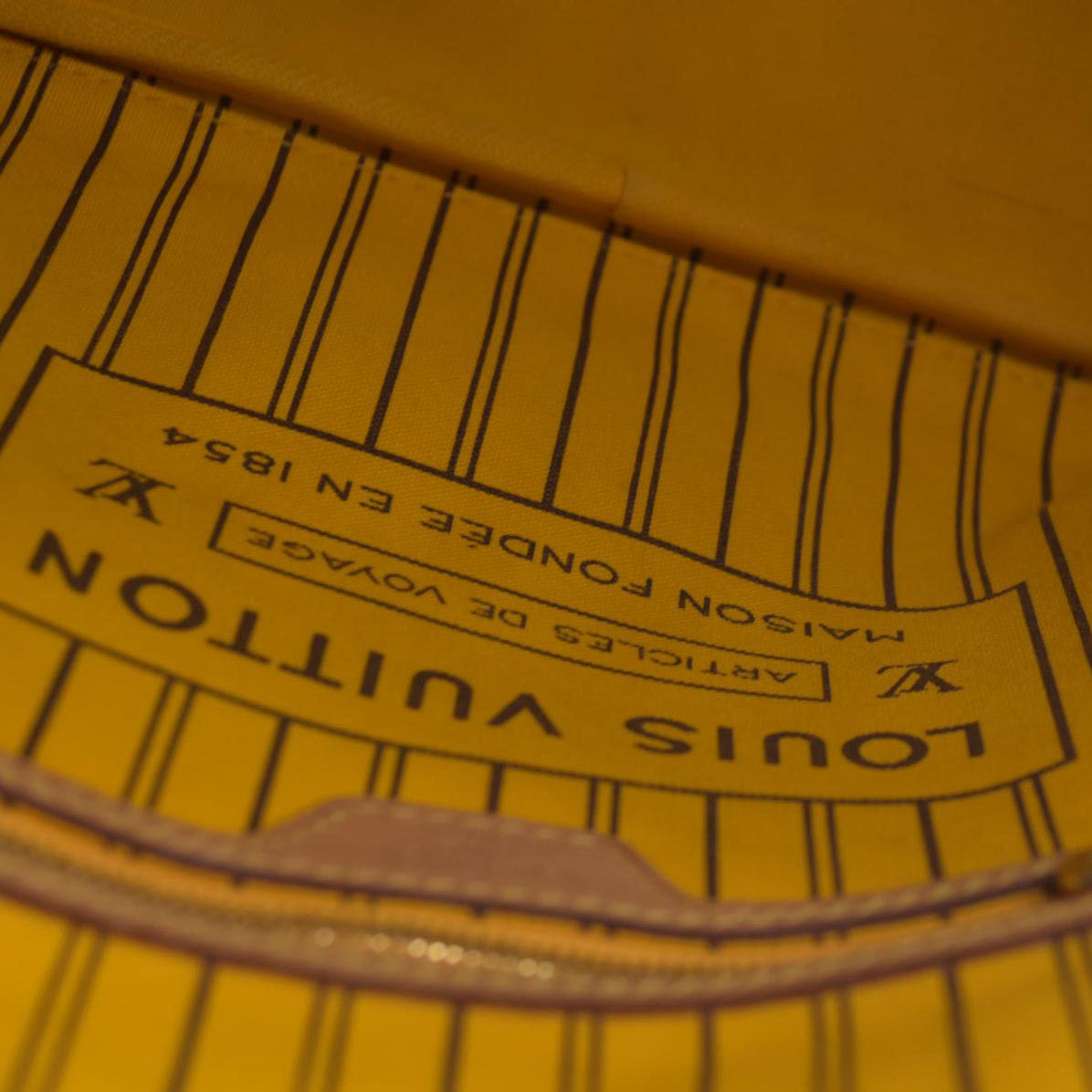 Louis Vuitton  Monogram Neo Neverfull MM Mimosa MS5113