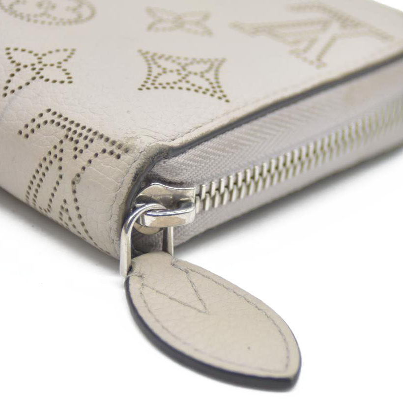 Louis Vuitton Mahina Zip Around Long Wallet Beige TN4139