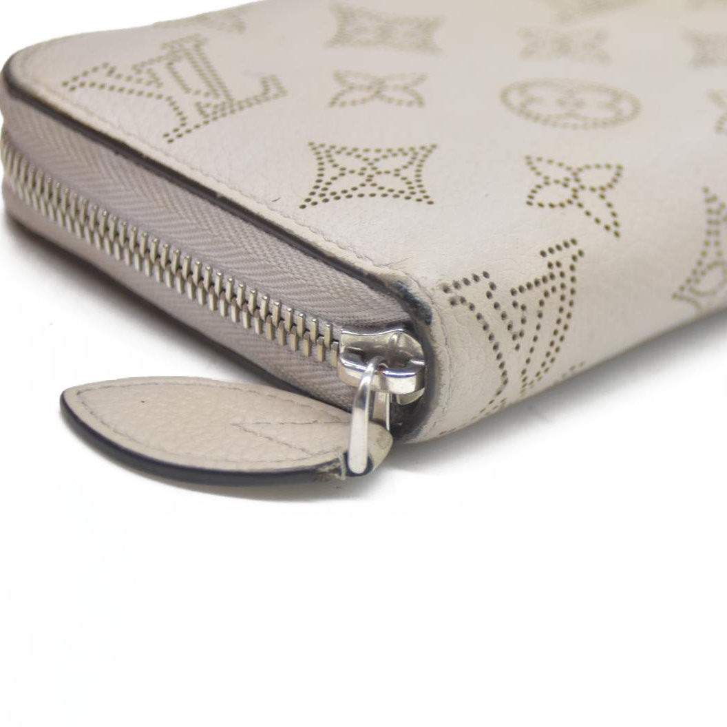 Louis Vuitton Mahina Zip Around Long Wallet Beige TN4139