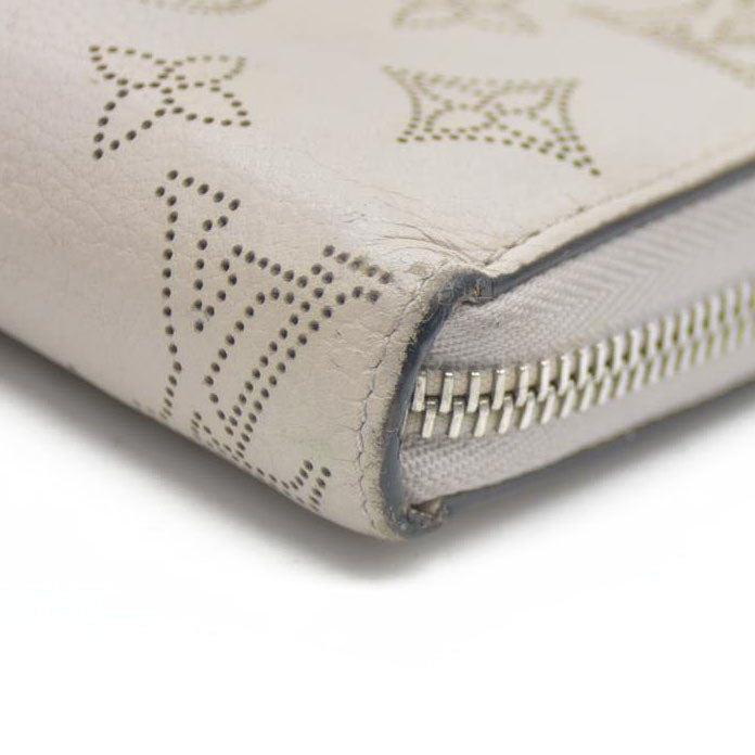 Louis Vuitton Mahina Zip Around Long Wallet Beige TN4139