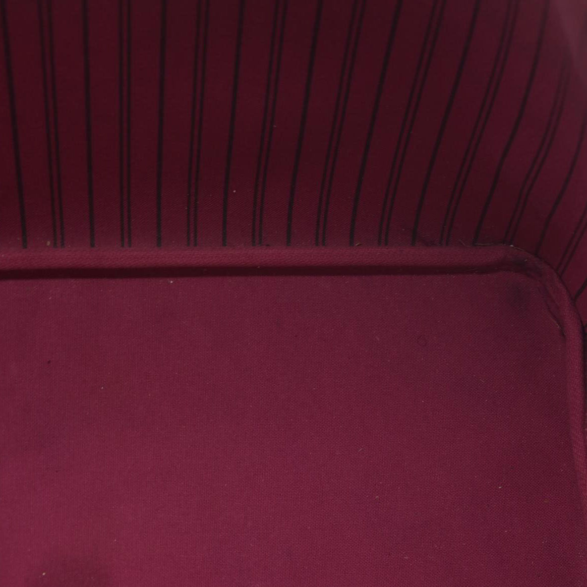 $2170 Louis Vuitton  Monogram Neo Neverfull MM Fuchsia