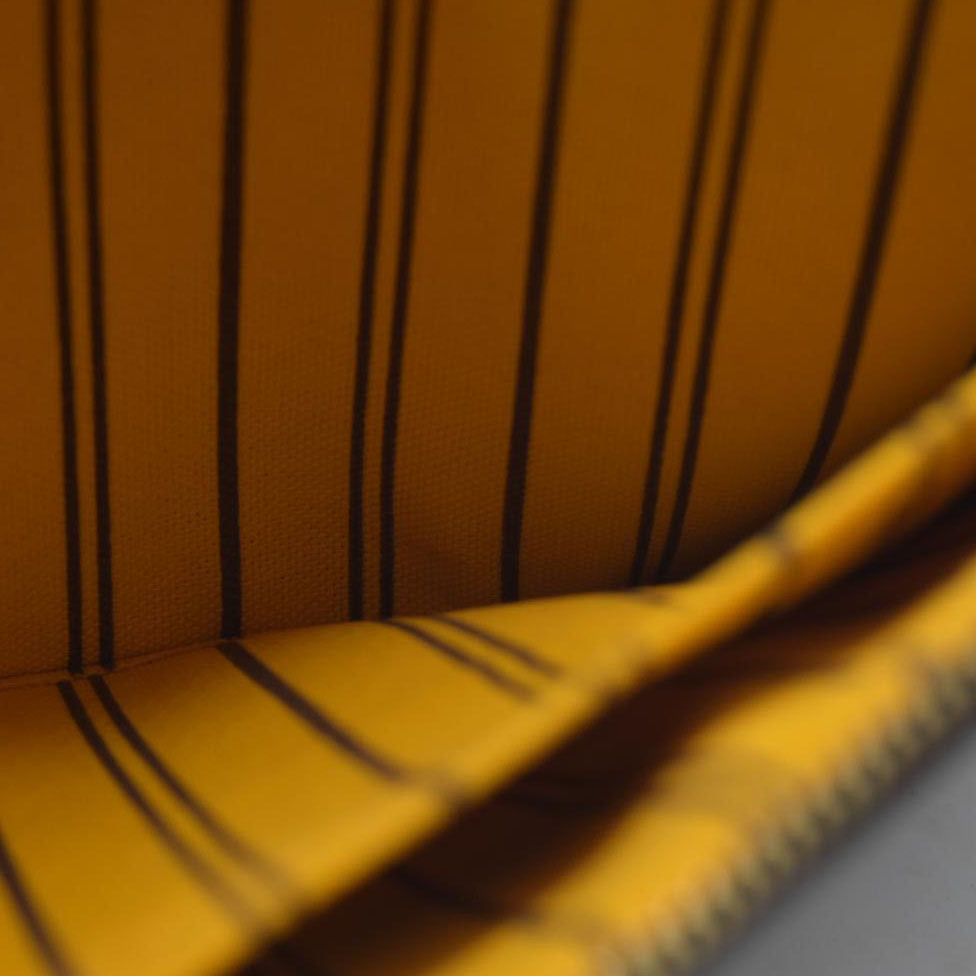 AUCTION $600 Louis Vuitton  Monogram Neo Neverfull GM MM Mimosa Pochette MS5113