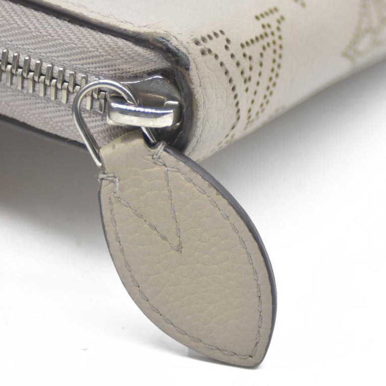Louis Vuitton Mahina Zip Around Long Wallet Beige TN4139