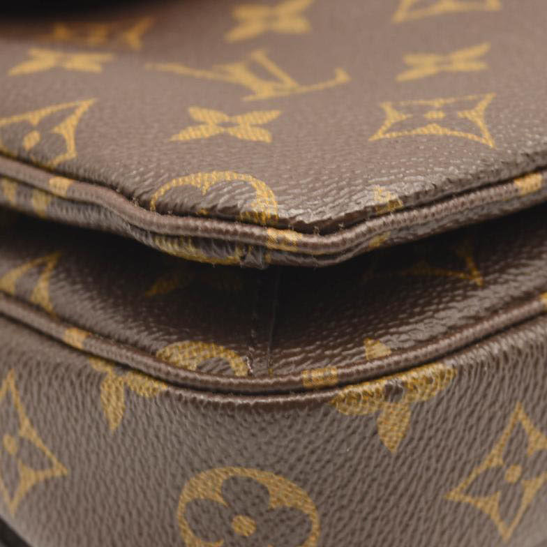 LOUIS VUITTON Monogram Pochette Metis