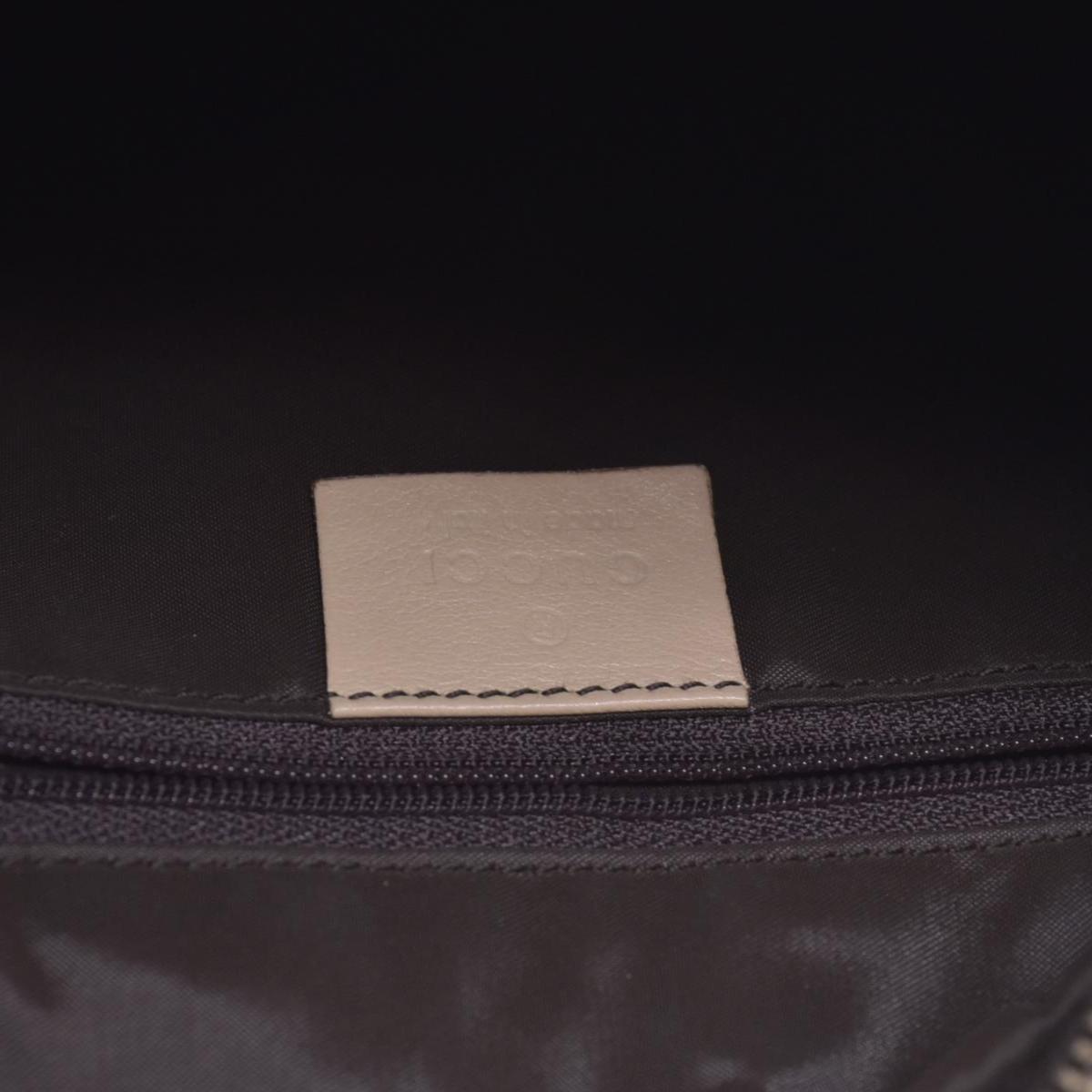 $1580 Gucci Smooth Leather Clip Hobo Shoulder Bag Beige CONSIGNMENT