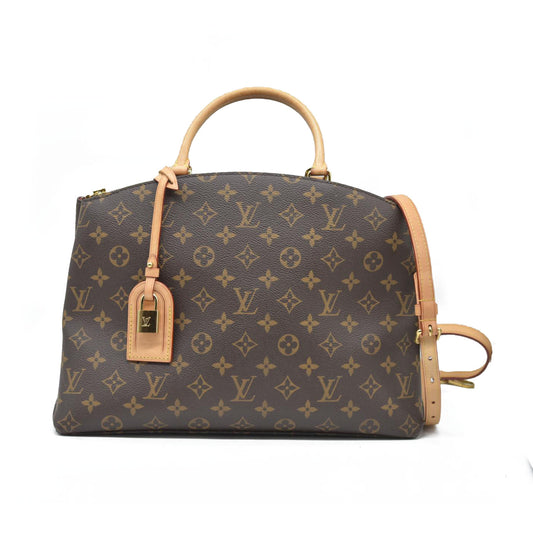 $3150 Louis Vuitton  Monogram Grand Palais