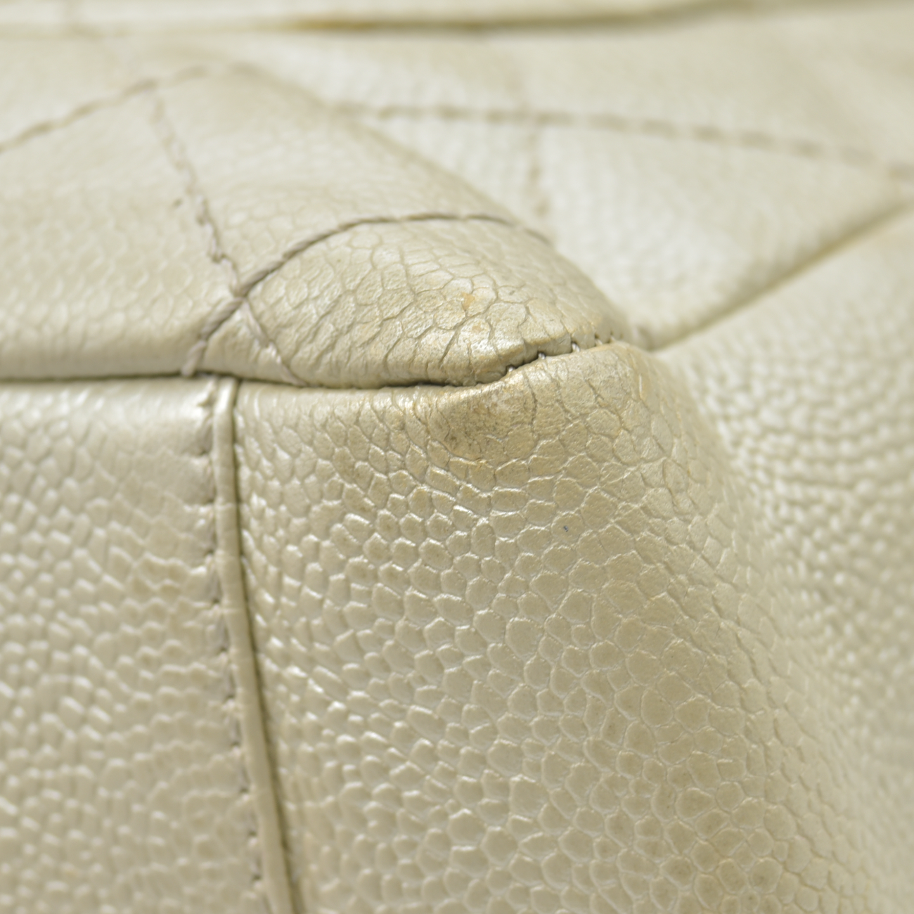 $2900 2006 Chanel Caviar Grand Shopping Tote GST Light Gold