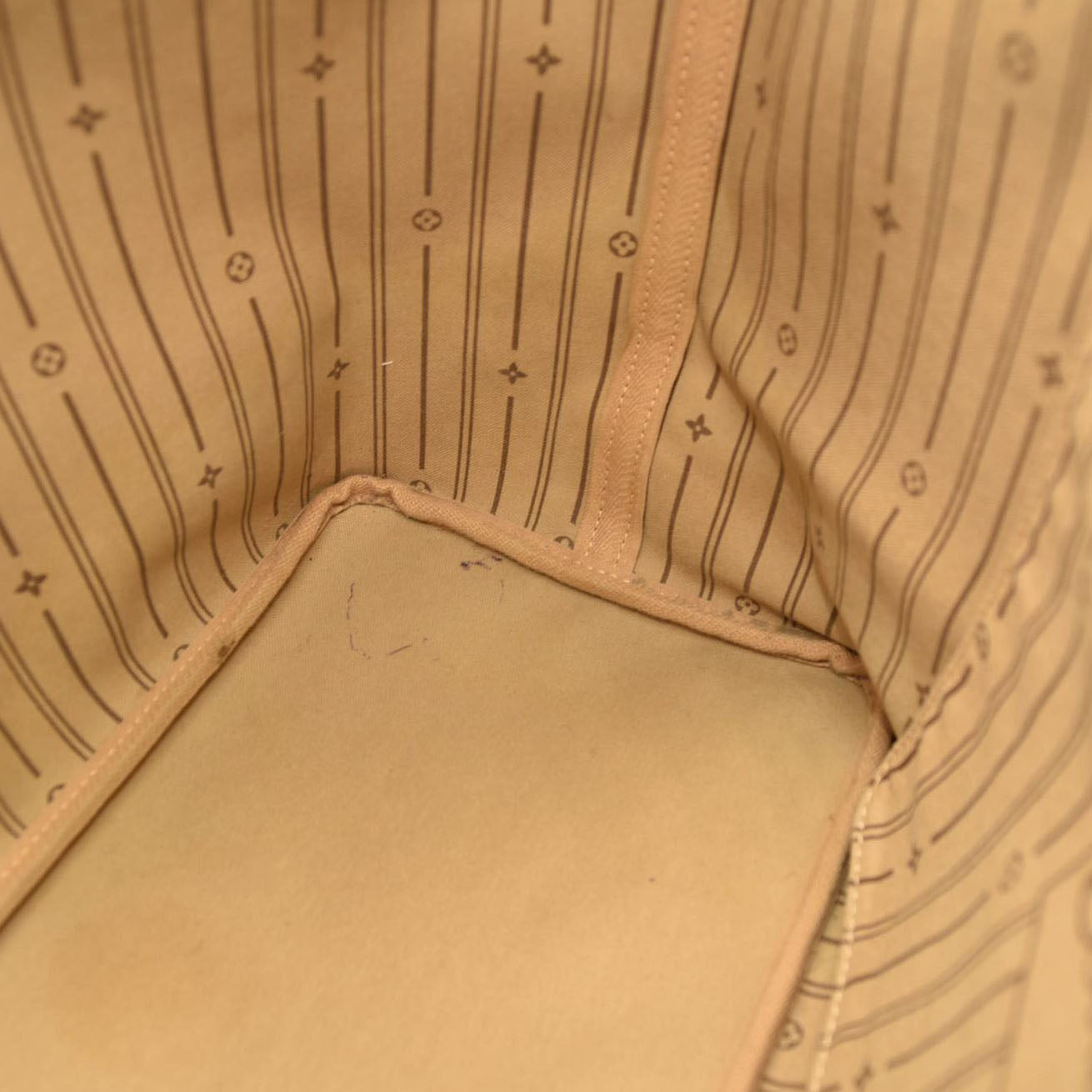 LOUIS VUITTON Monogram Neverfull GM SP4110