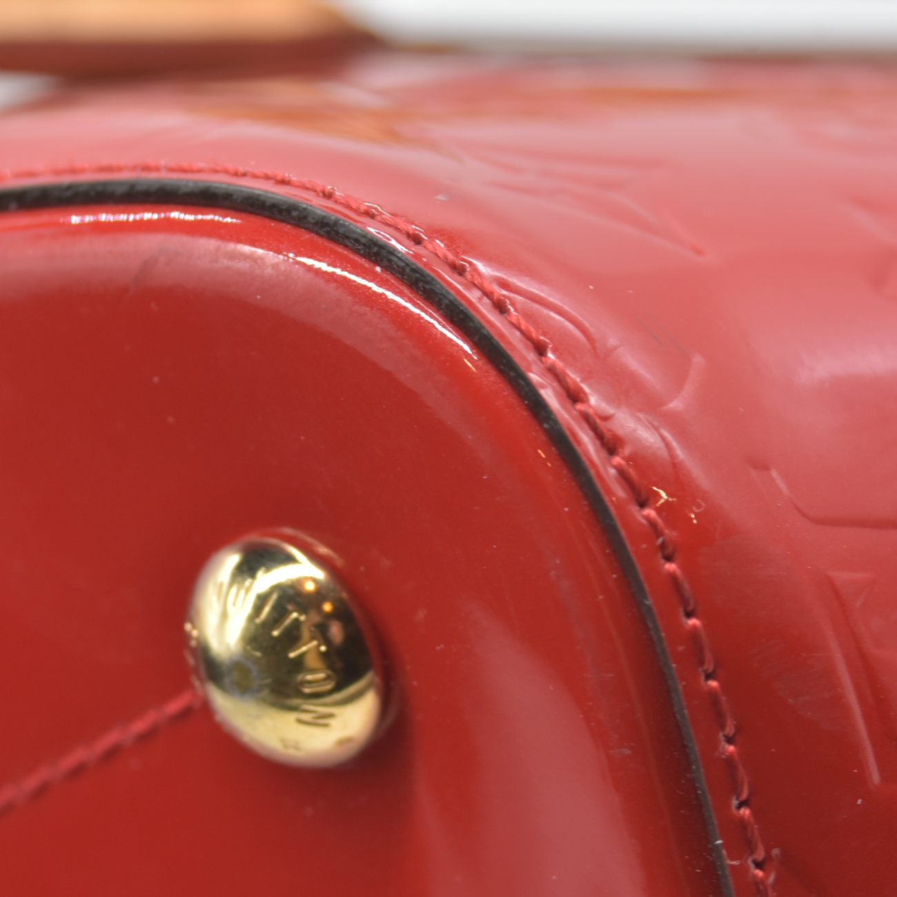 $2350 2014 LOUIS VUITTON Vernis Montebello MM Red DR3154