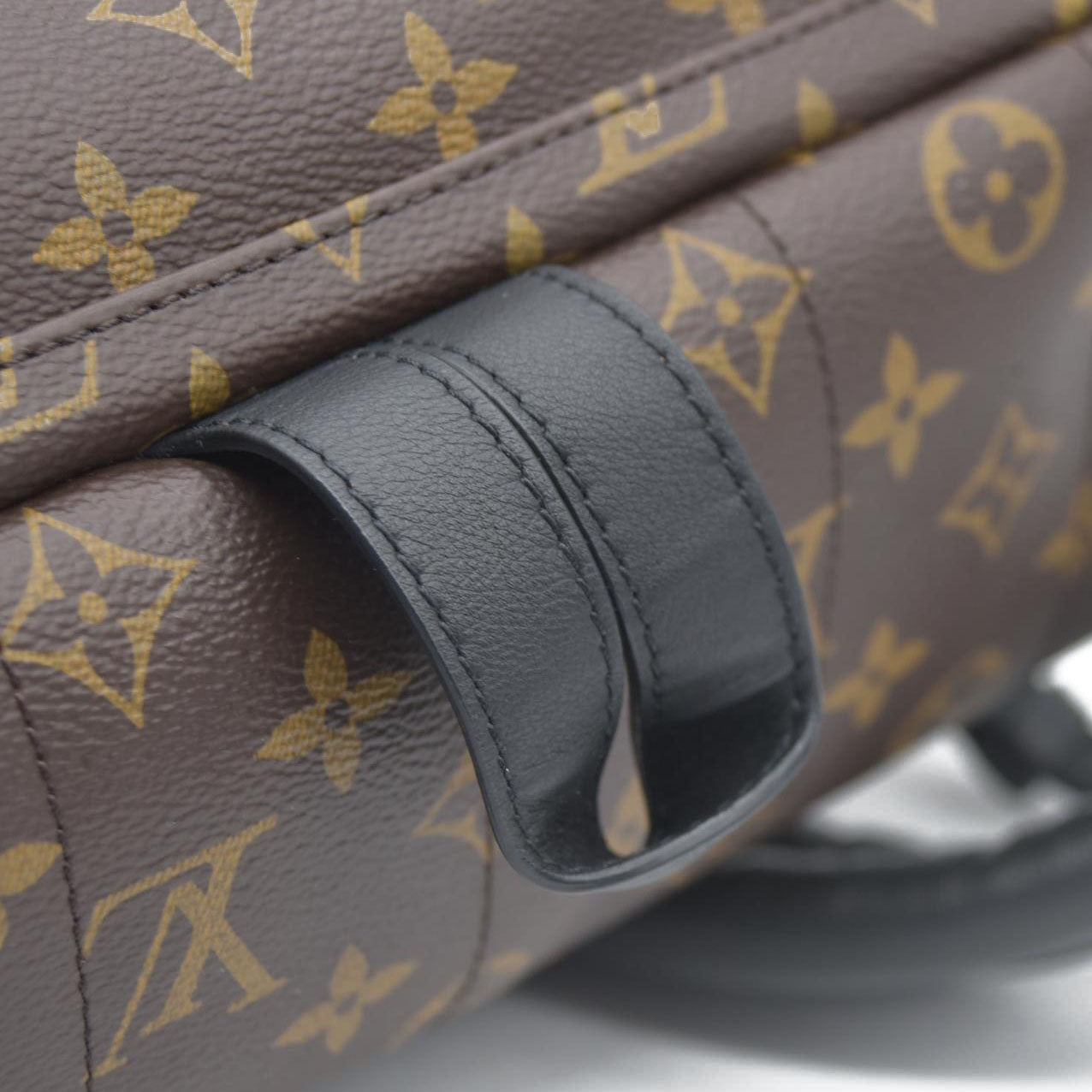 $2980 Louis Vuitton LV Monogram Palm Springs MM